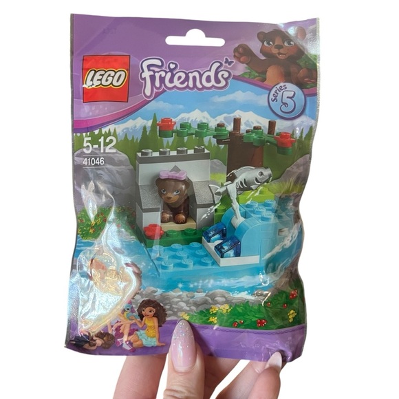 Retired LEGO Friends Jungle Rescue & Brown Bear’s River Friends 2 Pack Set - Picture 3 of 10